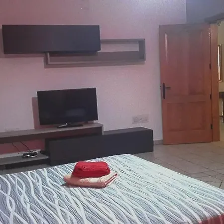 Luxury In The South Malta Bed & Breakfast 2*